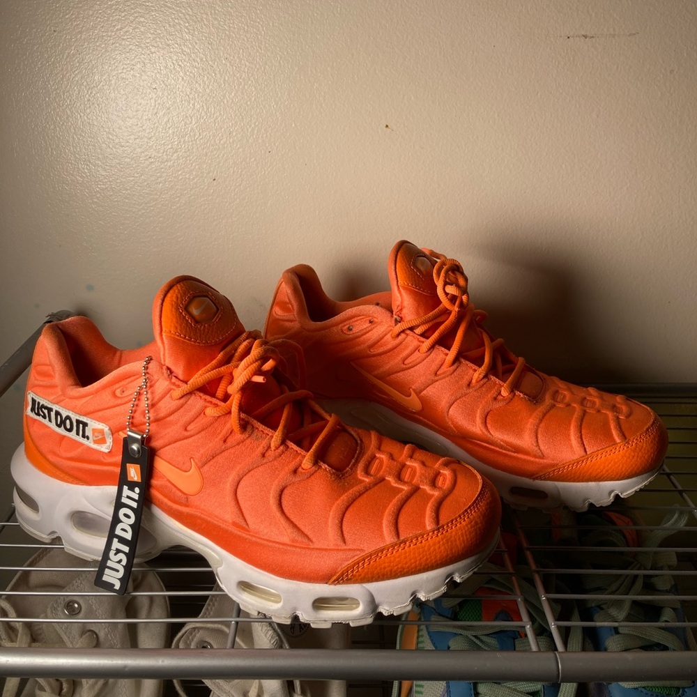 Womens Nike Airmax Plus Se Just Do It Collection
